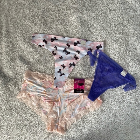 NWT 3- Underwear/ panties size: XL/ 9, (1- hipster,1-g String,1- thong) - Picture 1 of 3